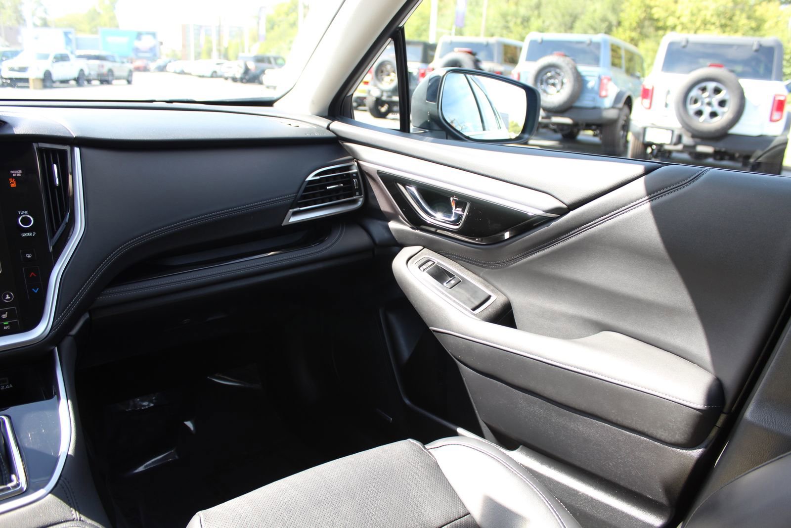 Used 2024 Subaru Outback Limited image 12