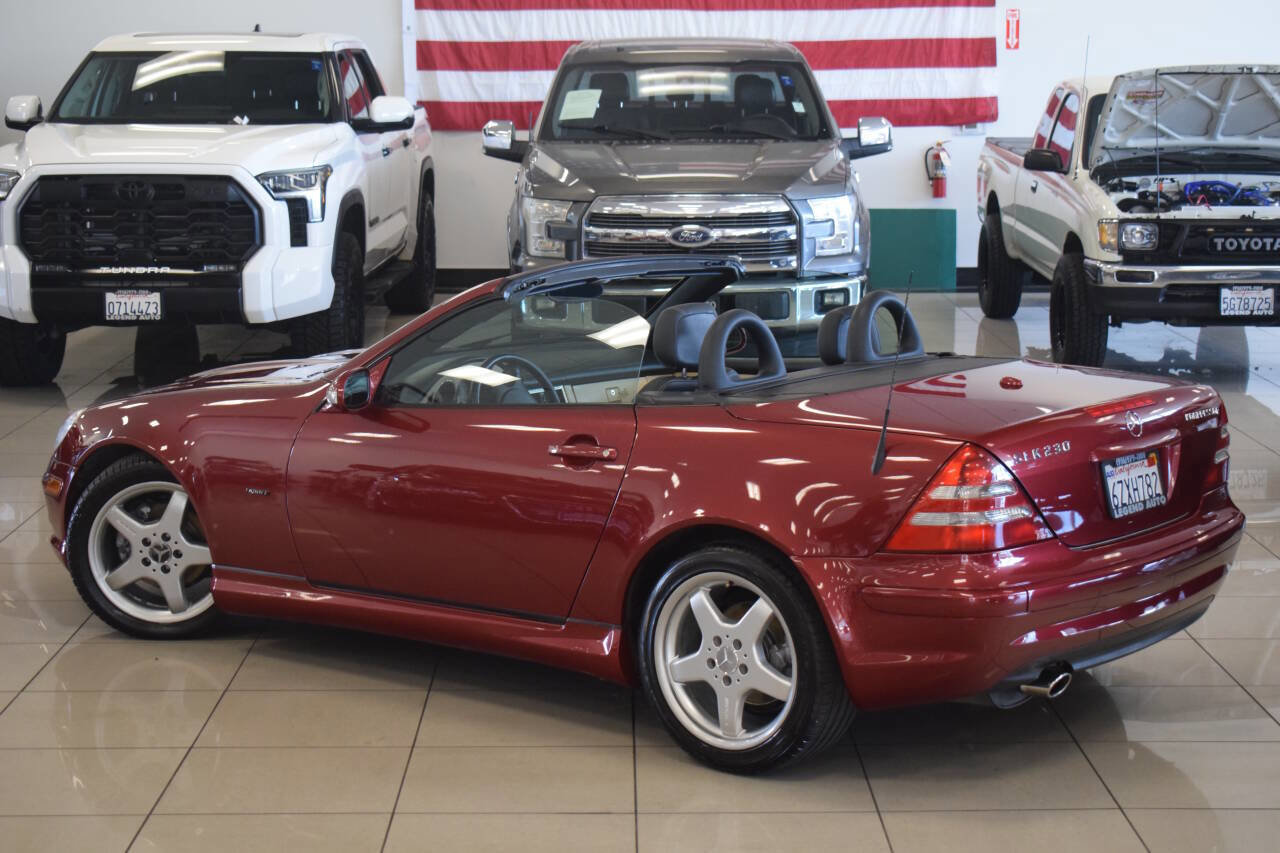 Used 2004 Mercedes-Benz SLK 230 image 25