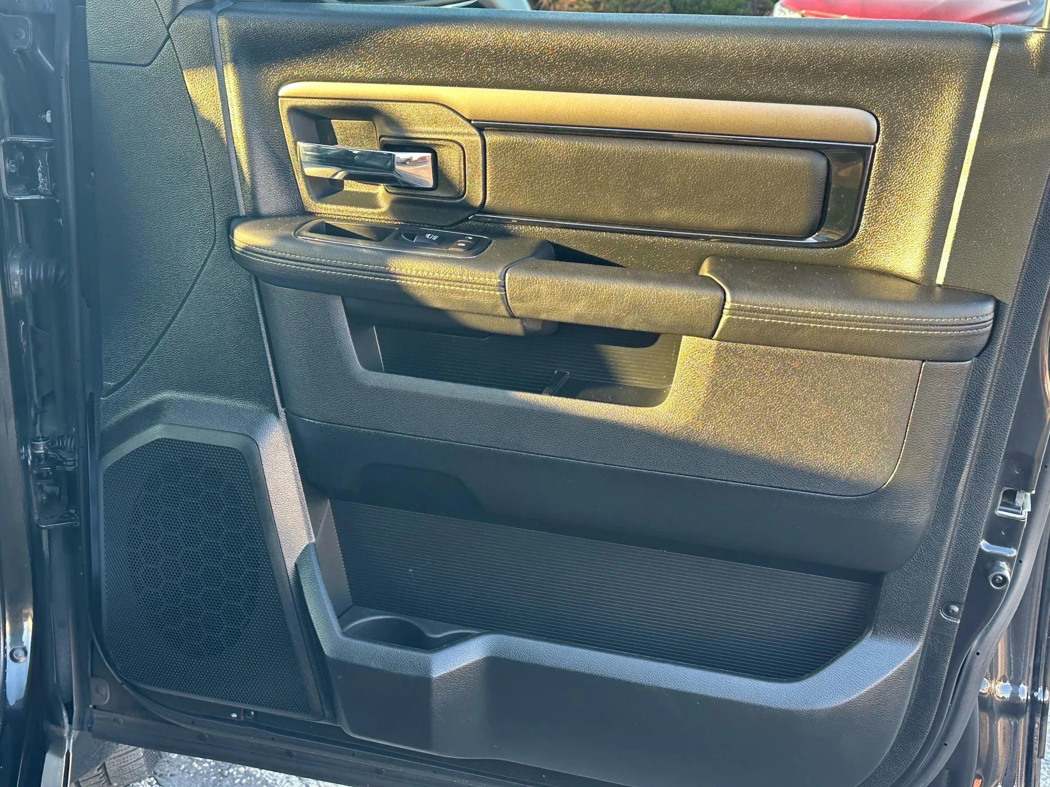 Used 2018 RAM 1500 Sport w/ Sport Premium Group image 41