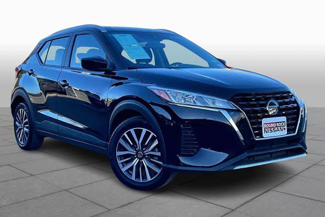 Certified 2021 Nissan Kicks SV image 2
