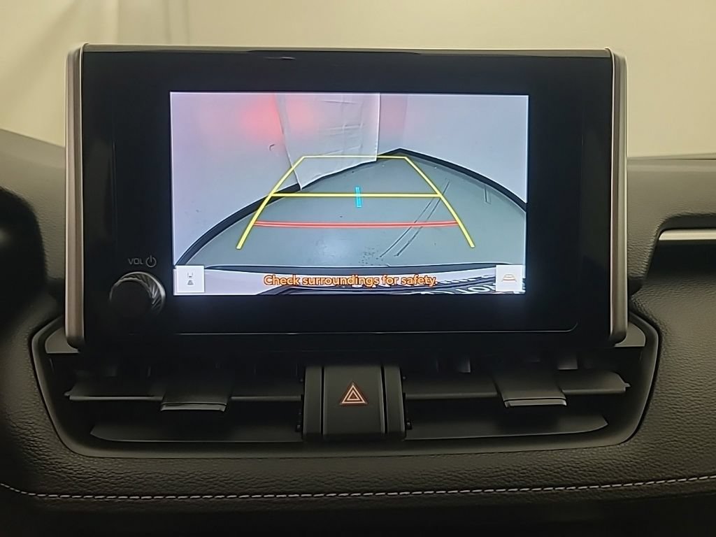 Used 2023 Toyota RAV4 XLE AWD/4WD image 34