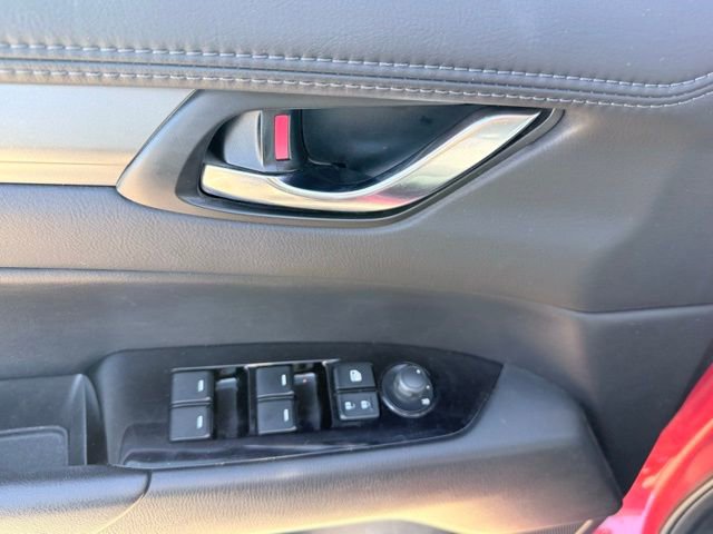 Used 2021 MAZDA CX-5 Touring image 10