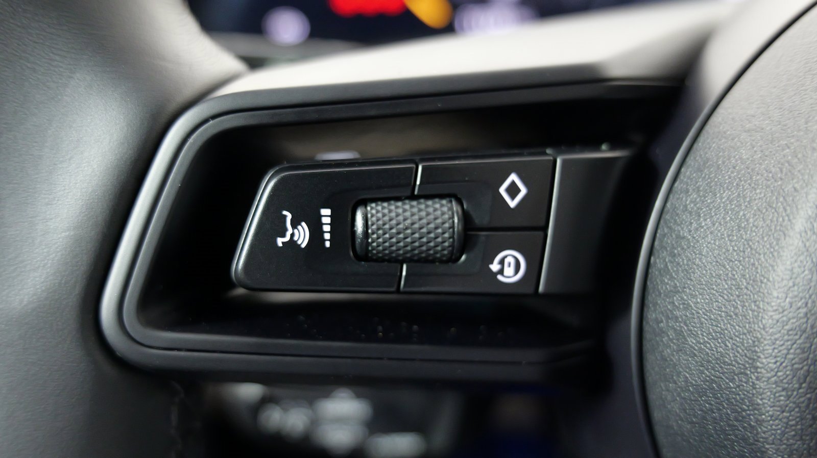 Used 2023 Porsche Taycan image 46