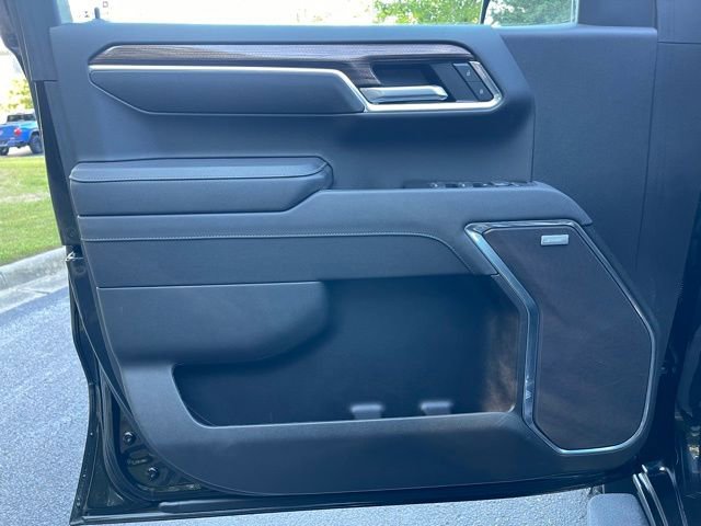 Used 2025 Chevrolet Silverado 1500 LT Trail Boss w/ LT Trail Boss Premium Package image 16