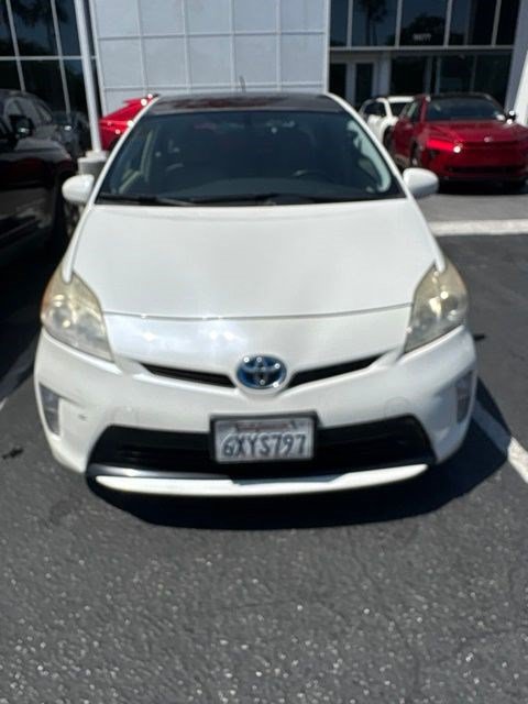 Used 2012 Toyota Prius Four w/ Deluxe Solar Roof Pkg FWD image 2