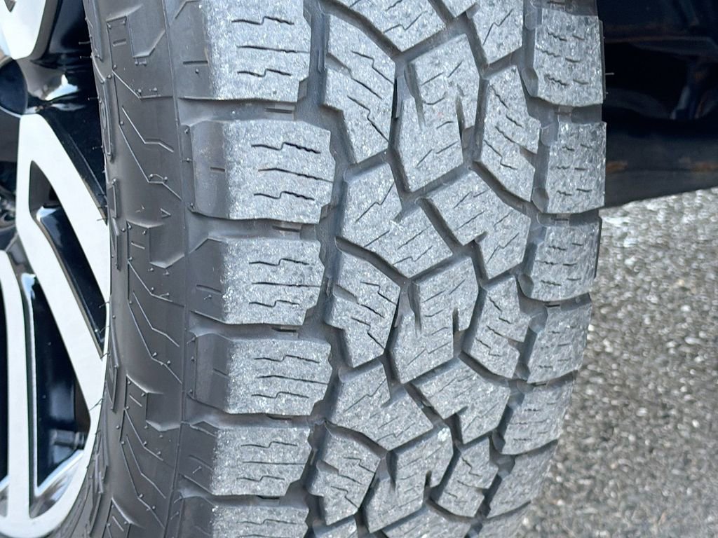 Used 2022 Toyota 4Runner Limited image 44