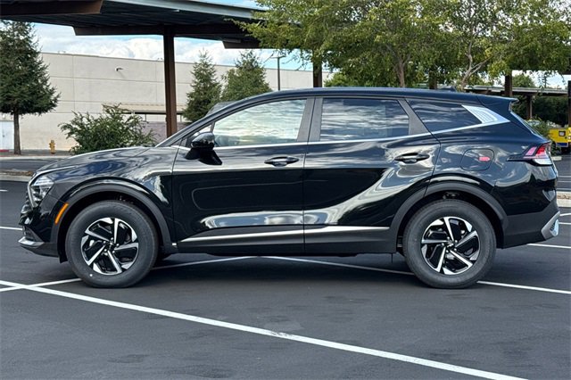 New 2025 Kia Sportage LX image 10