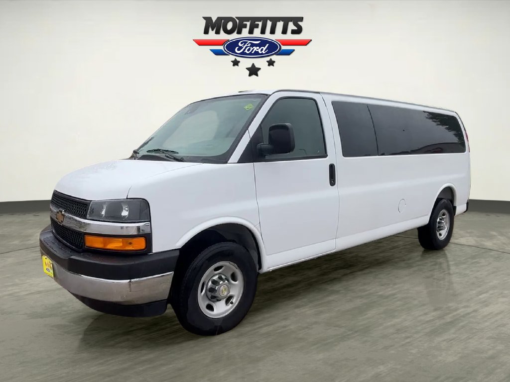 Used 2025 Chevrolet Express 3500 LT w/ LT Preferred Equipment Group