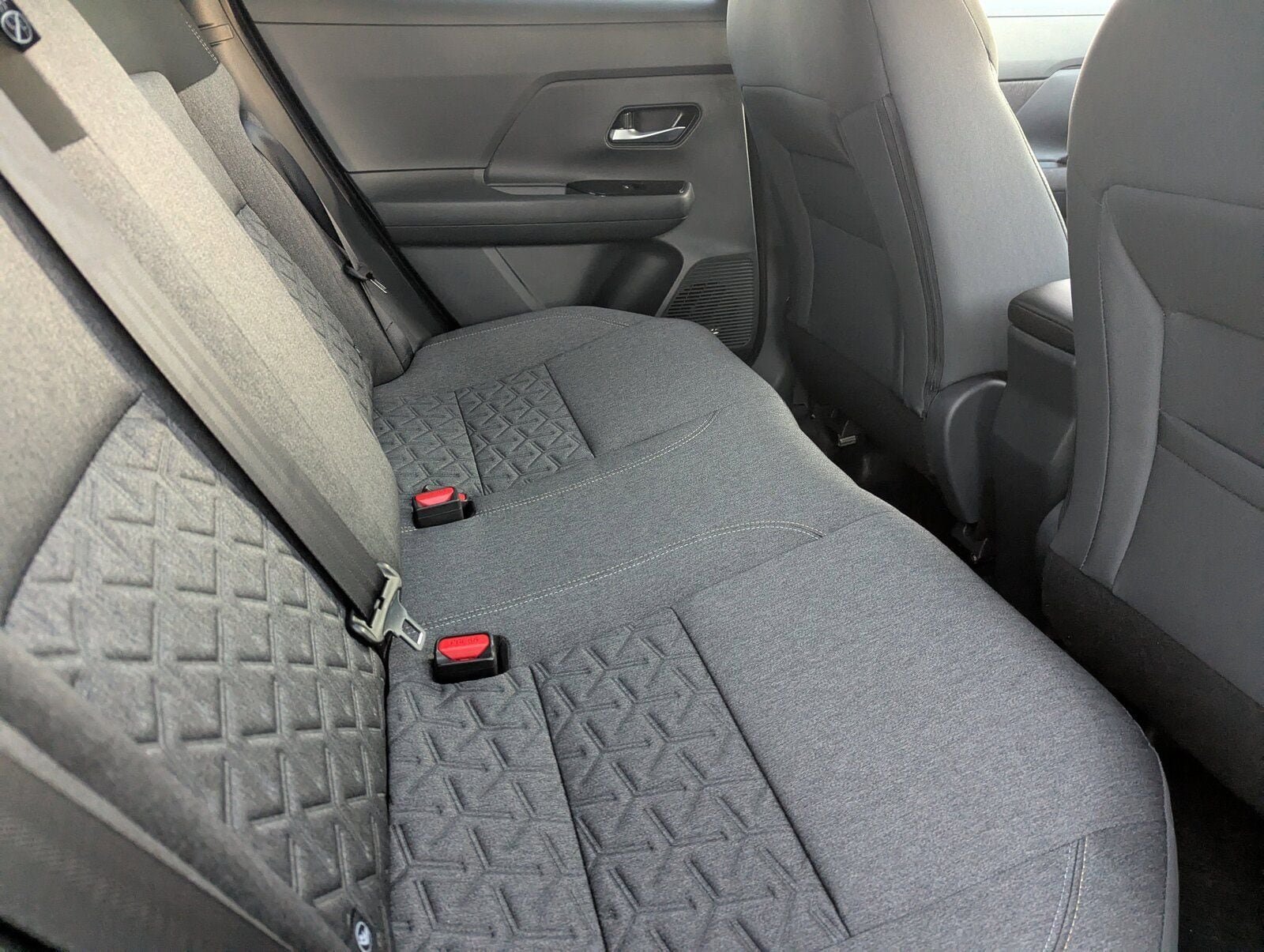 New 2026 Nissan Kicks SV w/ SV Premium Package FWD image 24