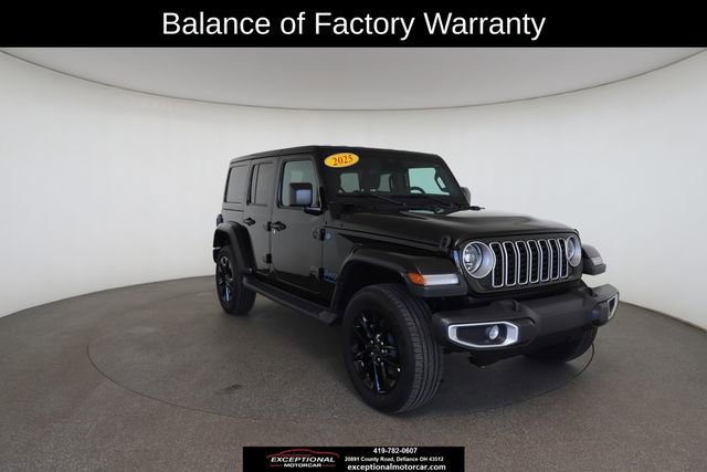 Used 2025 Jeep Wrangler Unlimited Sahara image 28