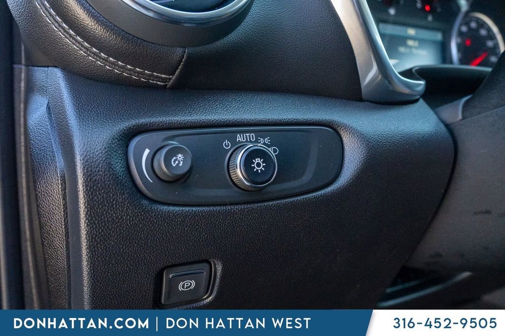 Used 2024 Chevrolet Blazer LT w/ Convenience Package FWD image 14