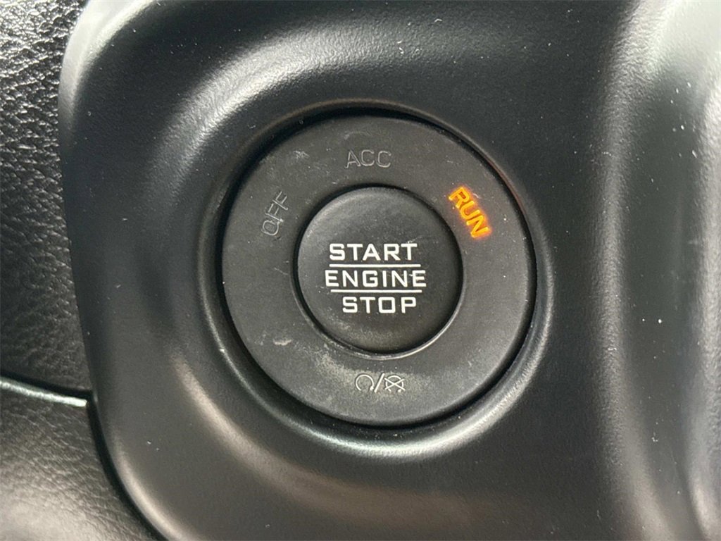 Used 2022 Jeep Wrangler Unlimited Sahara w/ Cold Weather Group image 7