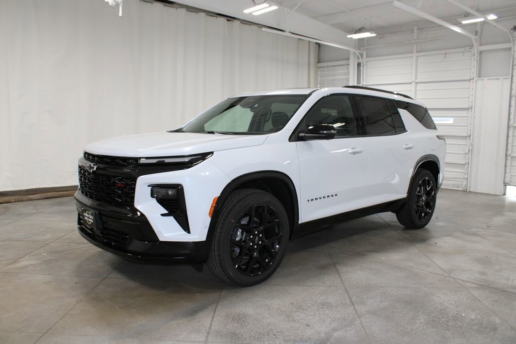 New 2026 Chevrolet Traverse RS w/ LPO, Floor Liner Package image 4