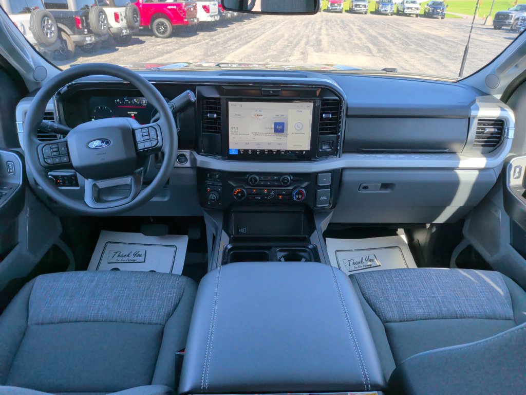 New 2027 Ford F250 XLT w/ XLT Premium Package AWD/4WD image 15