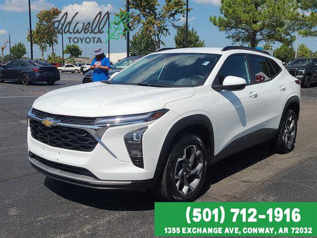 Used 2024 Chevrolet Trax LT w/ Driver Confidence Package