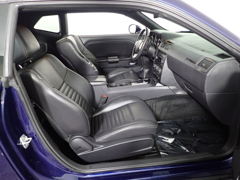 Used 2013 Dodge Challenger SXT Plus image 38