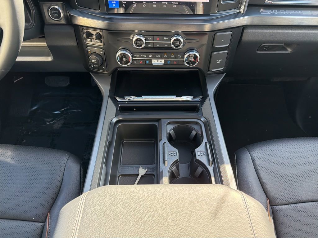 New 2026 Ford F250 Lariat w/ Black Appearance Package image 30