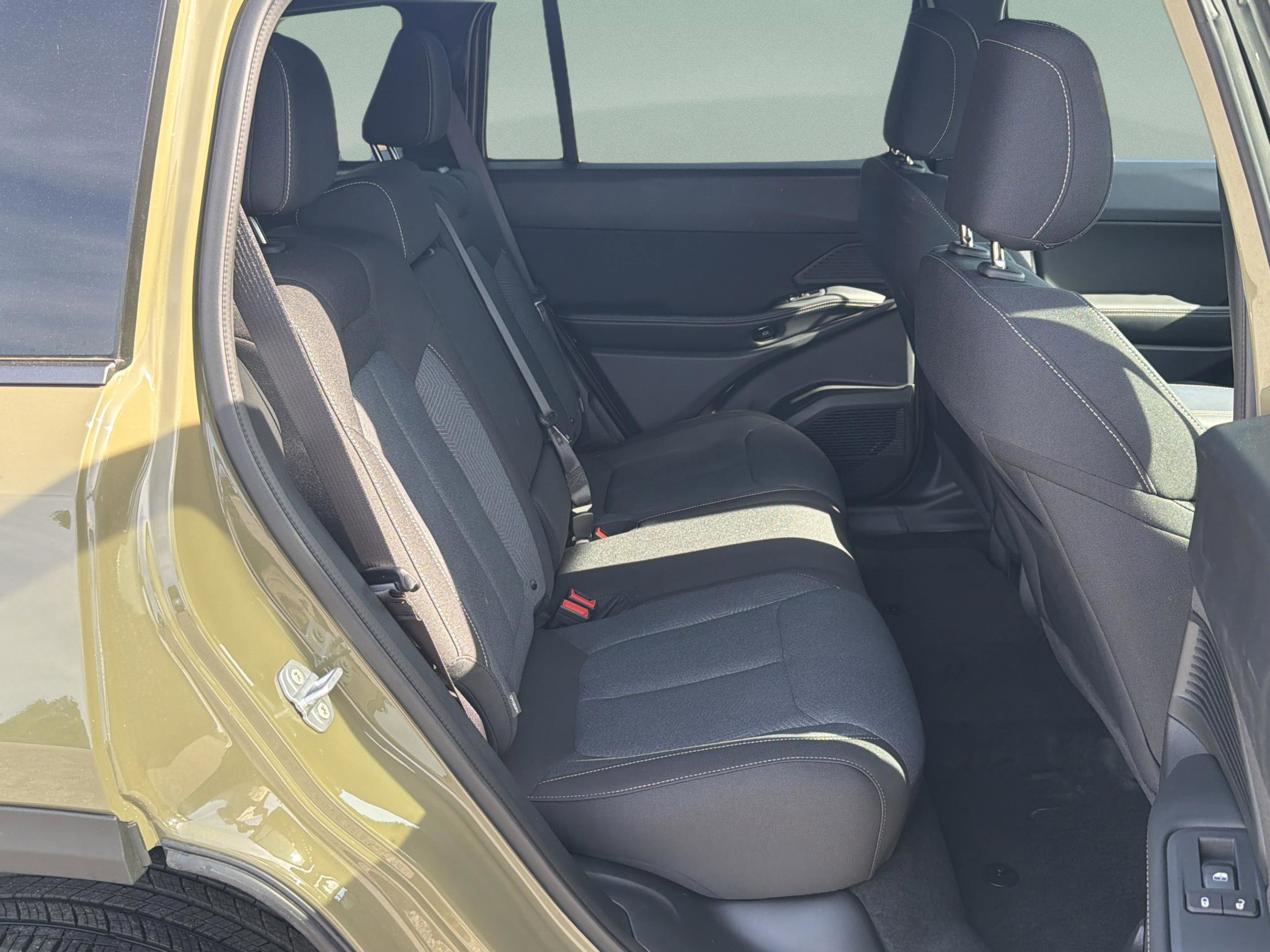 New 2026 Jeep Cherokee Laredo image 22