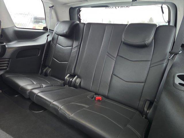 Used 2020 Cadillac Escalade Luxury image 11