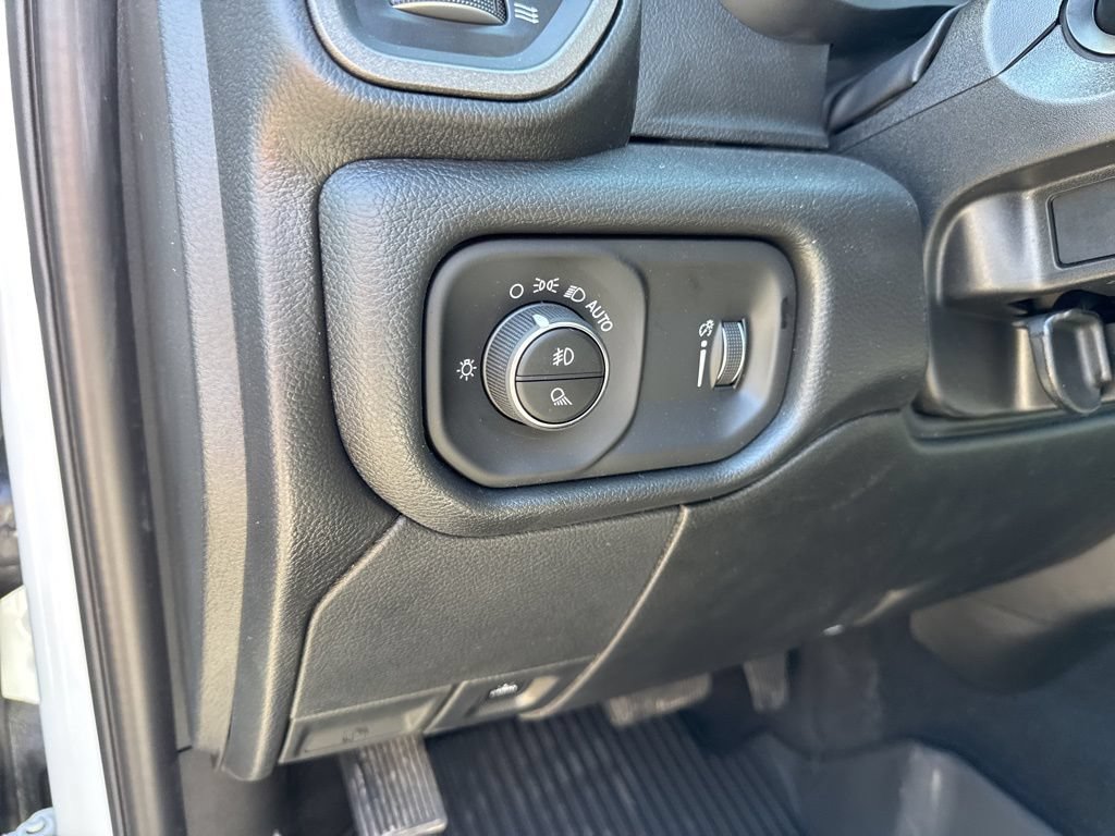 New 2026 RAM 3500 Tradesman AWD/4WD image 11