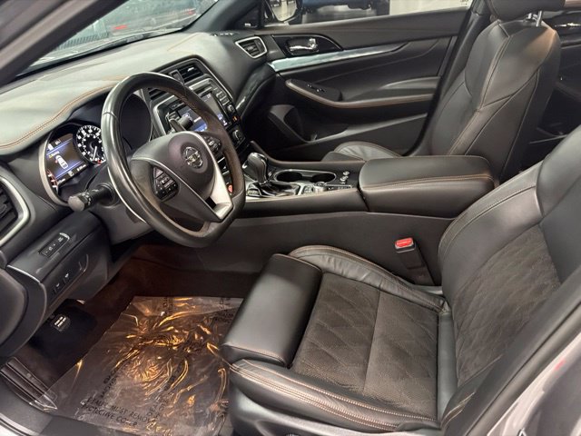 Used 2021 Nissan Maxima SR w/ Sport Mat Group FWD image 16