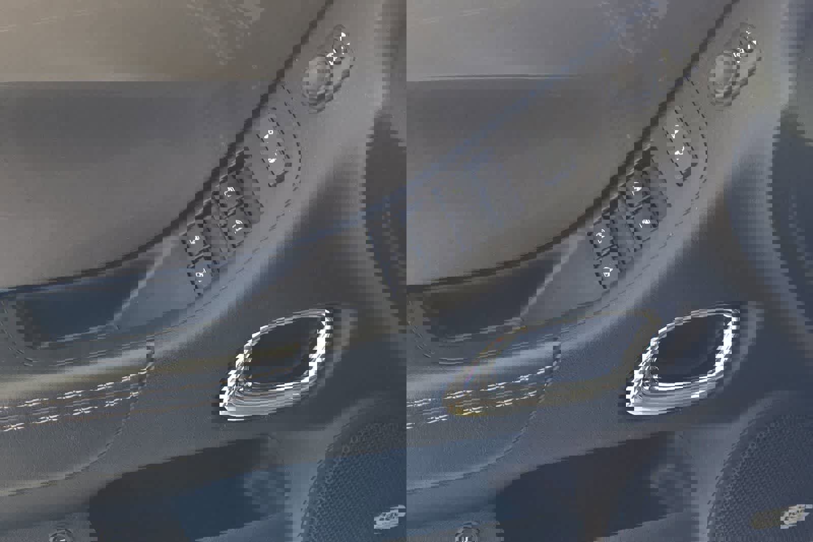 Used 2014 Chevrolet Camaro SS image 15