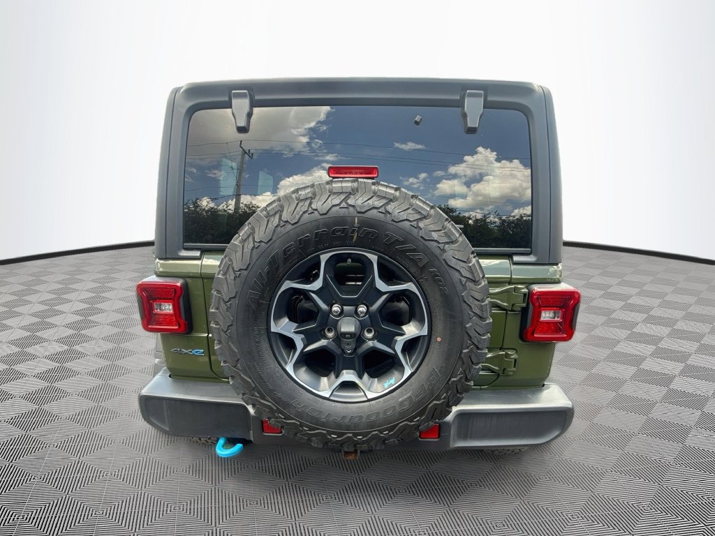 Used 2023 Jeep Wrangler Unlimited Rubicon 4xe w/ Cold Weather Group AWD/4WD image 7