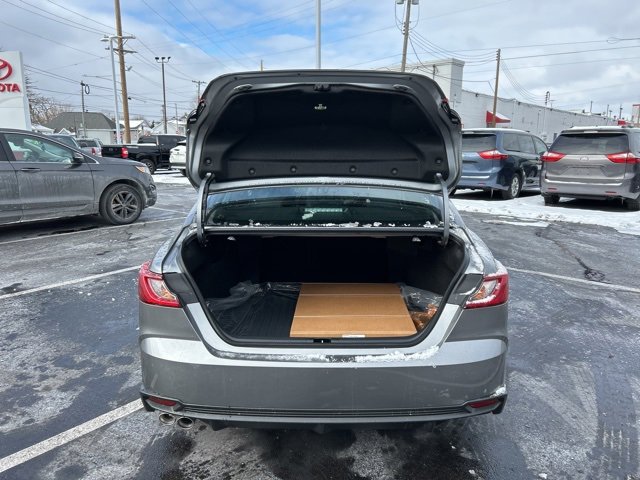 New 2025 Toyota Camry SE w/ Convenience Package image 6