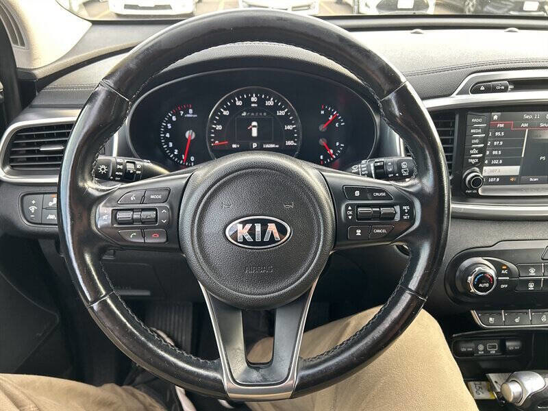 Used 2018 Kia Sorento SX FWD image 32