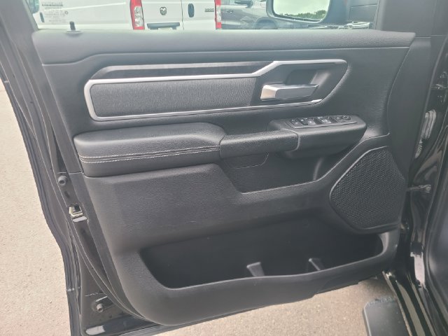 Used 2021 RAM 1500 Big Horn AWD/4WD image 11