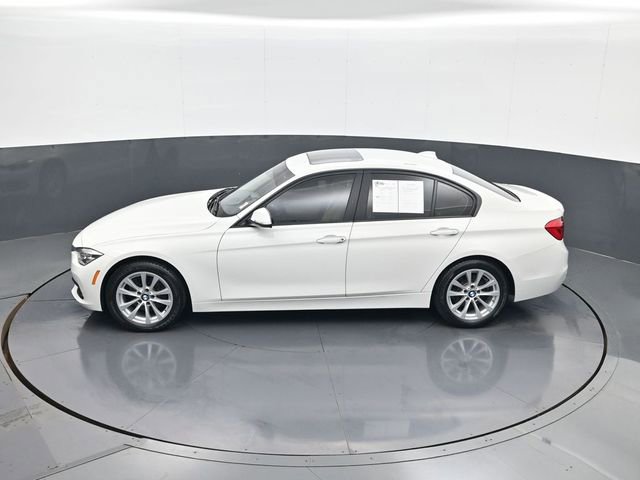 Used 2018 BMW 320i Sedan RWD image 20
