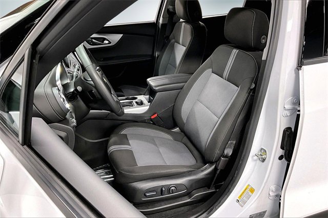 Used 2025 Chevrolet Blazer LT image 21