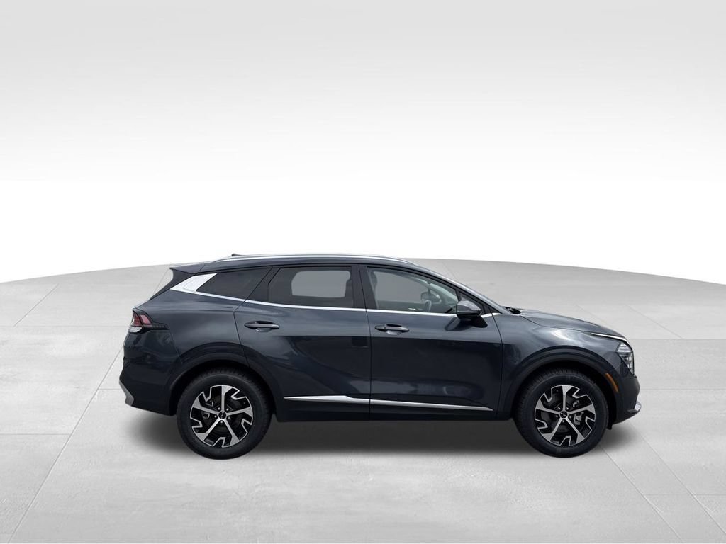 Certified 2024 Kia Sportage EX AWD/4WD image 6