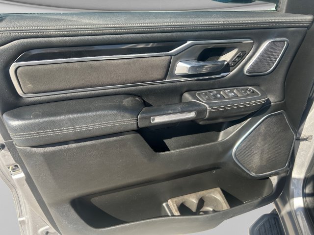 Used 2021 RAM 1500 Laramie AWD/4WD image 13