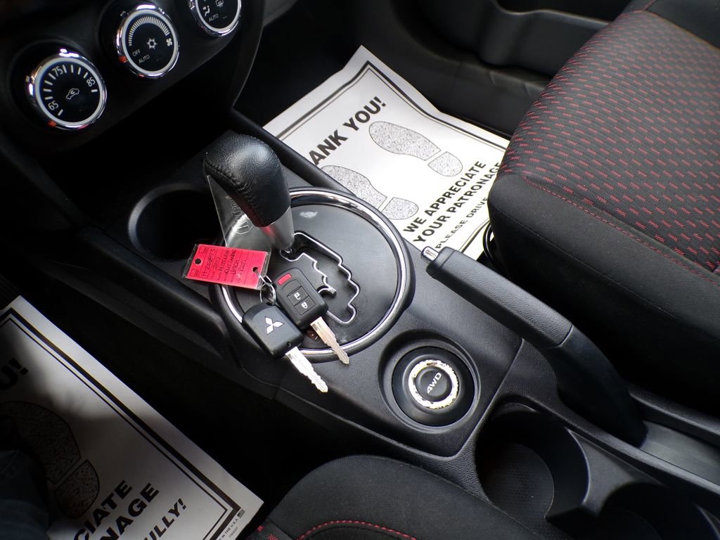 Used 2017 Mitsubishi Outlander Sport ES AWD/4WD image 28