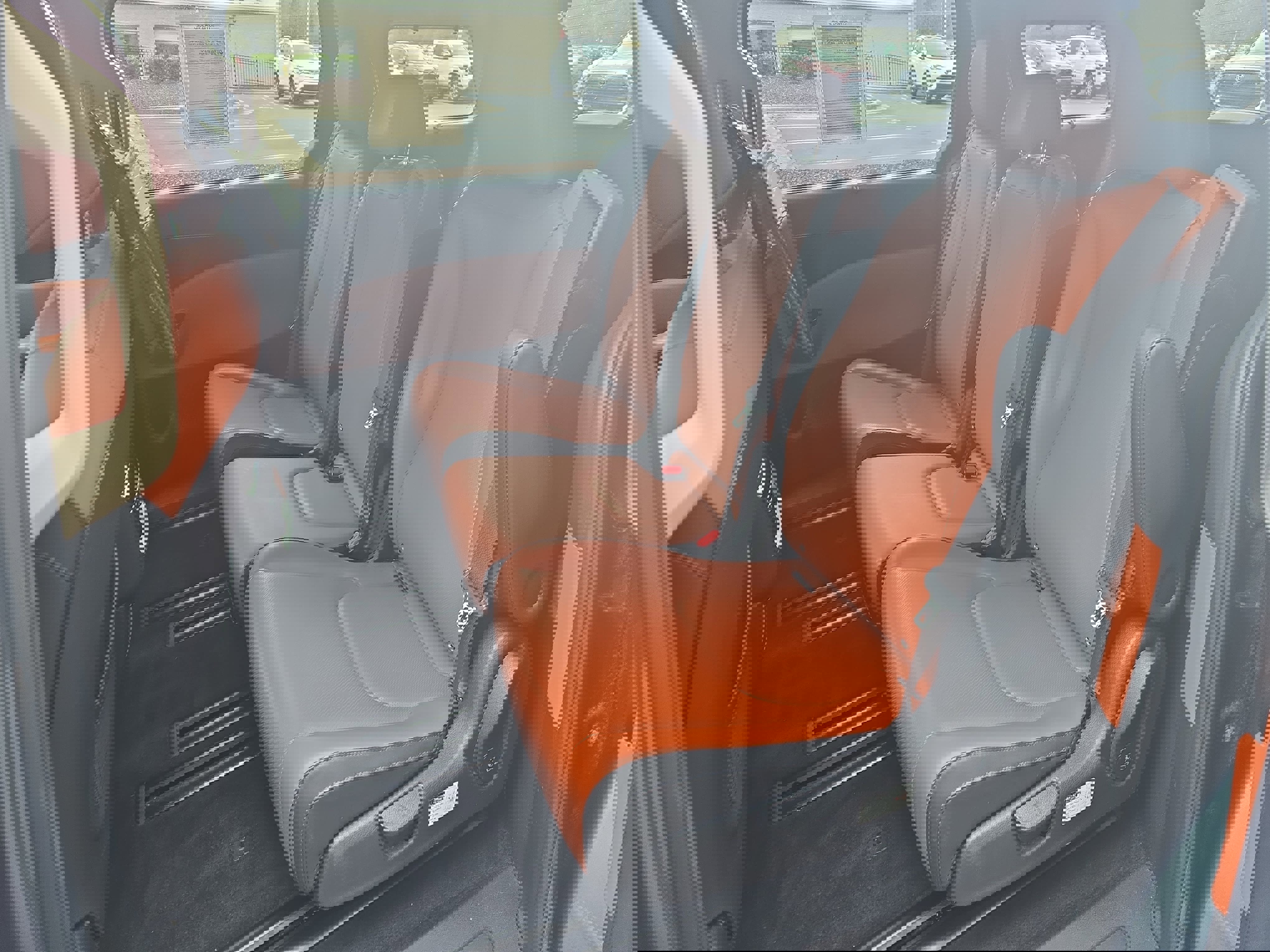 Used 2022 Kia Carnival SX image 15