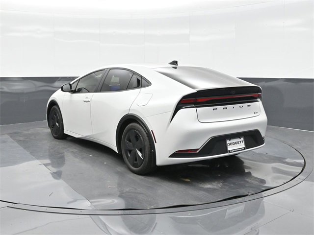 New 2026 Toyota Prius LE image 8