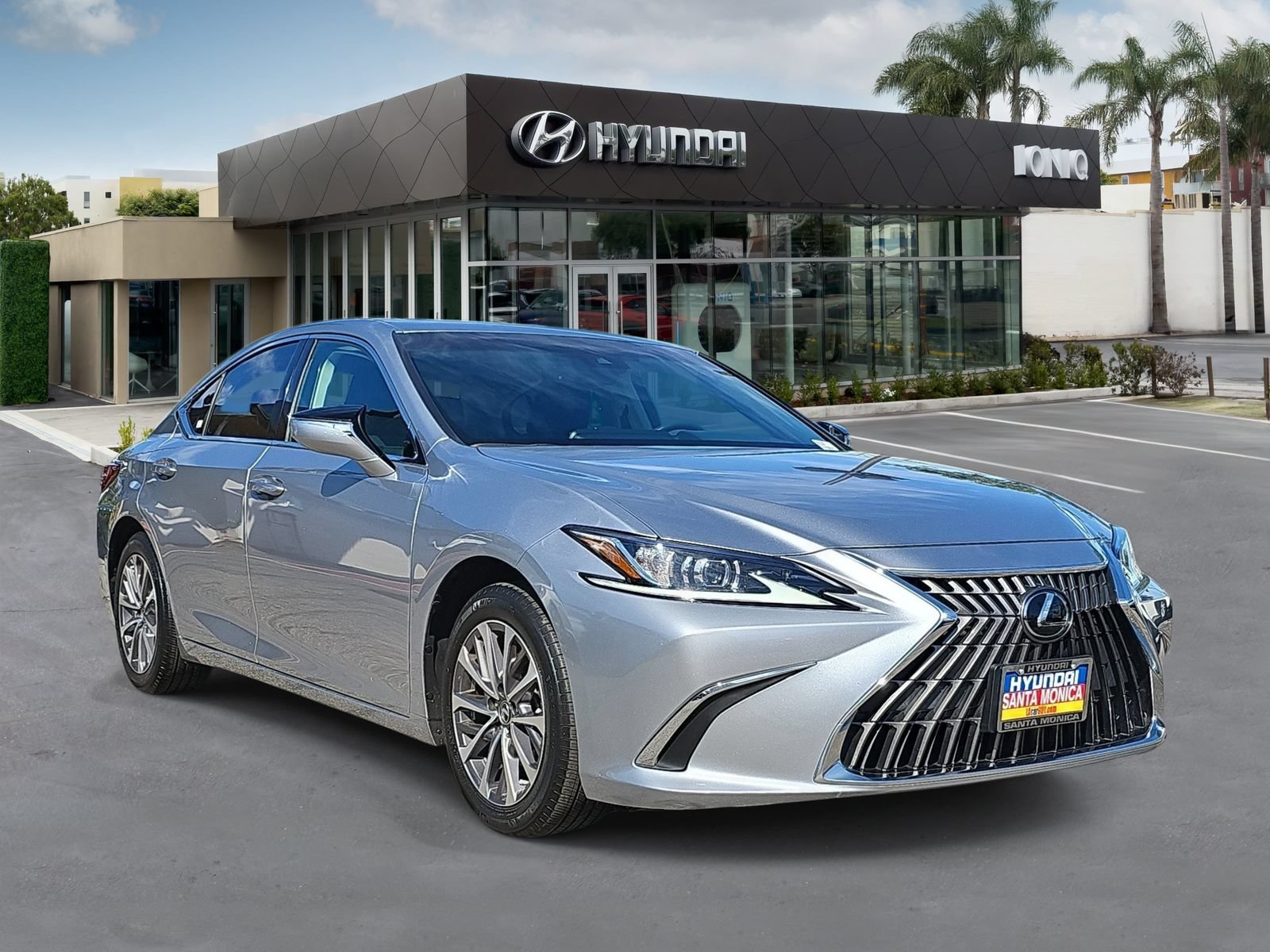 Used 2022 Lexus ES 350 w/ Accessory Package