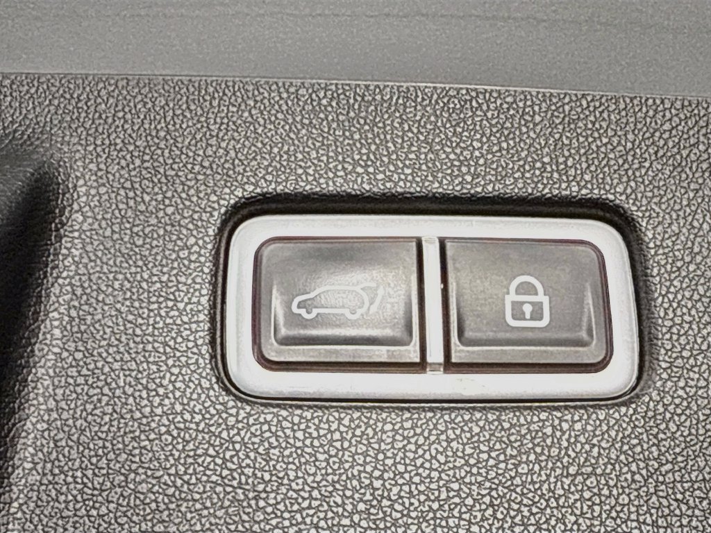 Used 2022 Kia Sorento SX AWD/4WD image 29