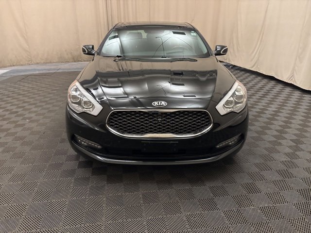 Used 2015 Kia K900 Premium w/ Interior Highline Package image 2