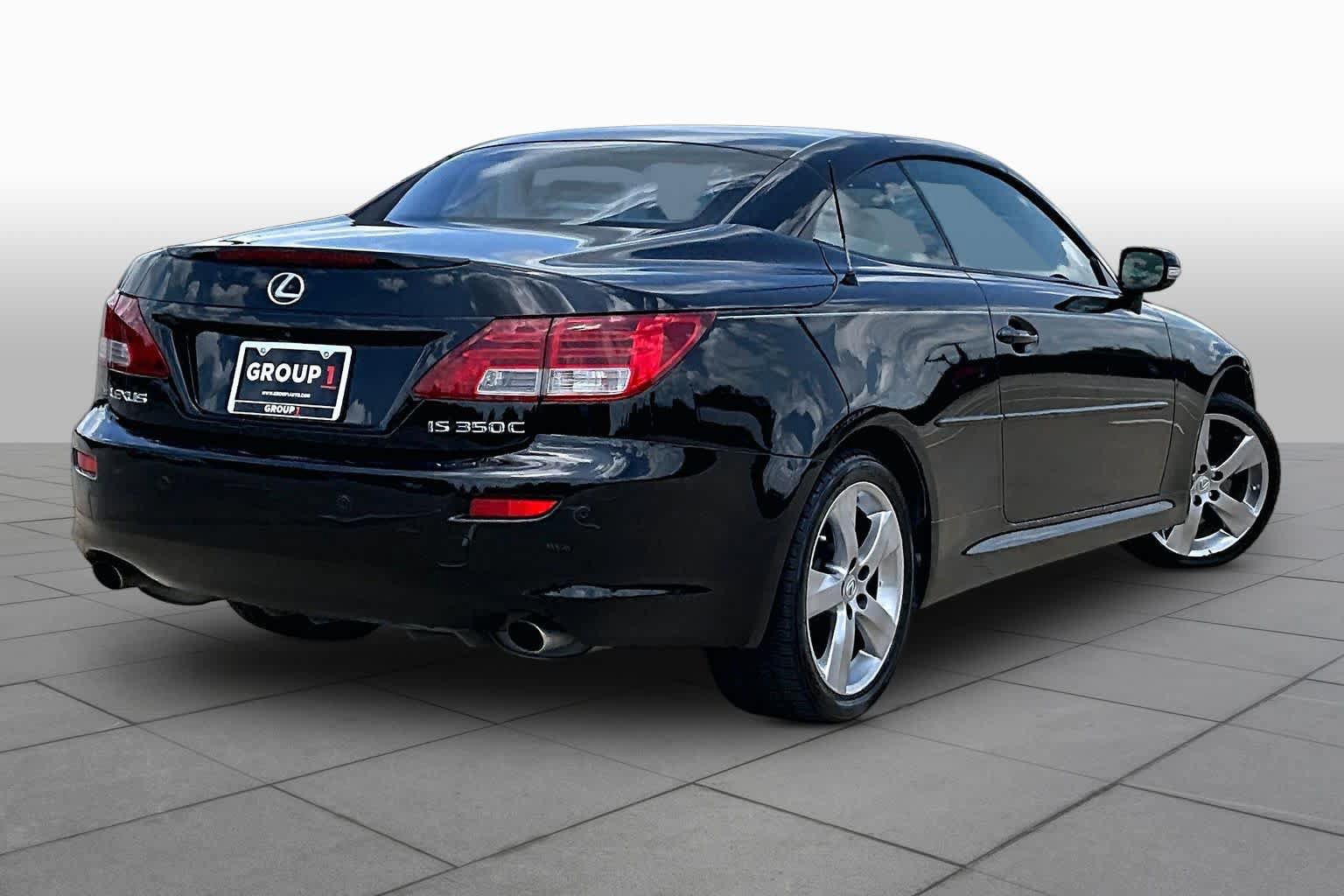 Used 2010 Lexus IS 350C RWD image 11