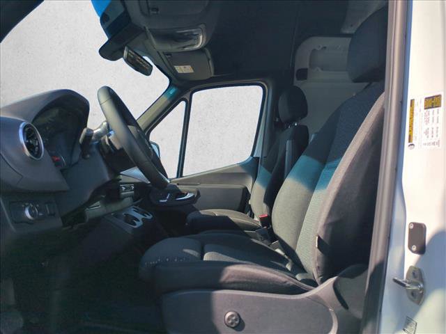 New 2025 Mercedes-Benz Sprinter 3500 image 4