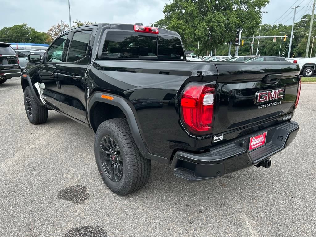 New 2026 GMC Canyon Elevation w/ Convenience Package image 3