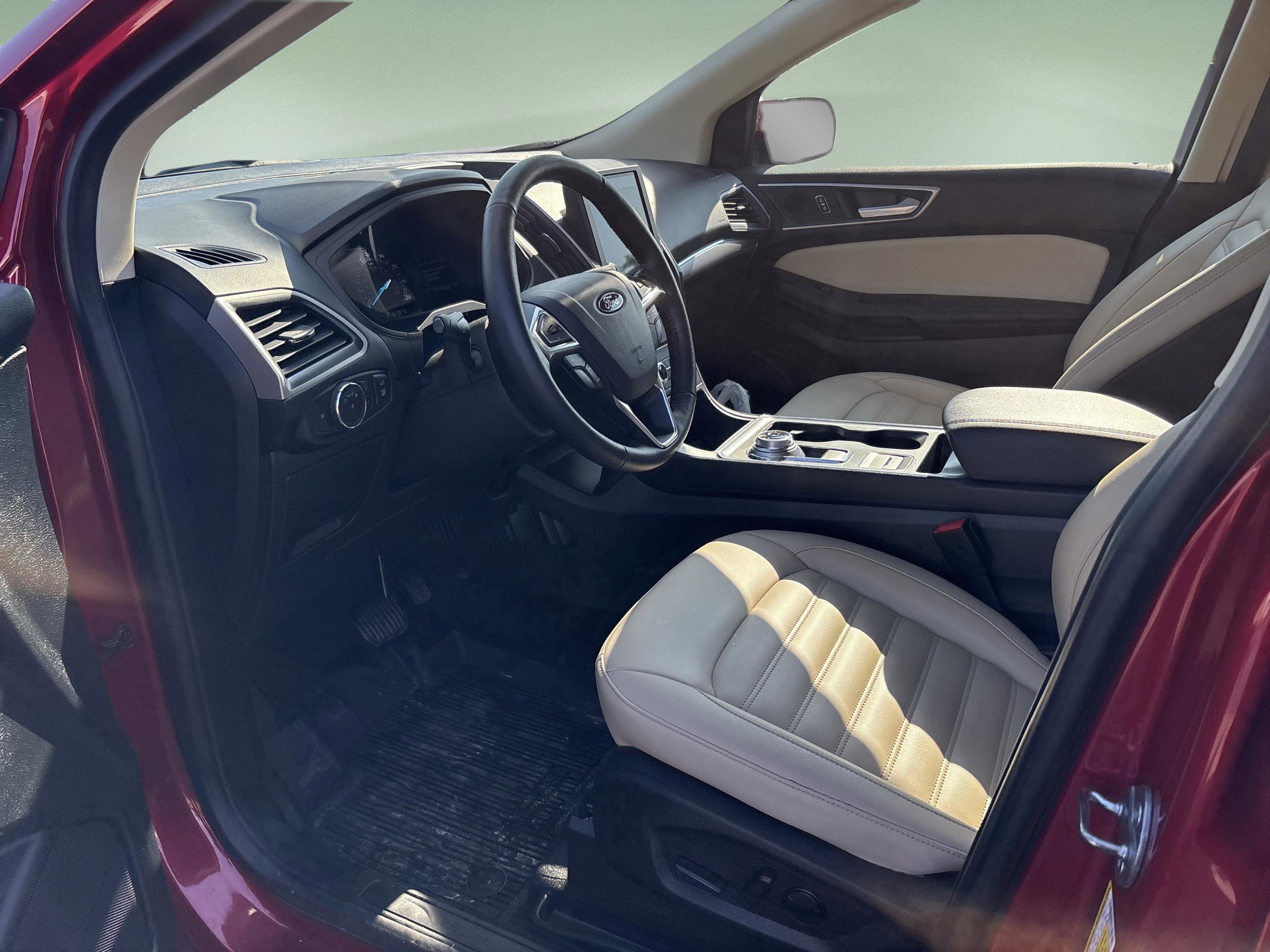 Used 2022 Ford Edge SEL w/ Convenience Package image 14