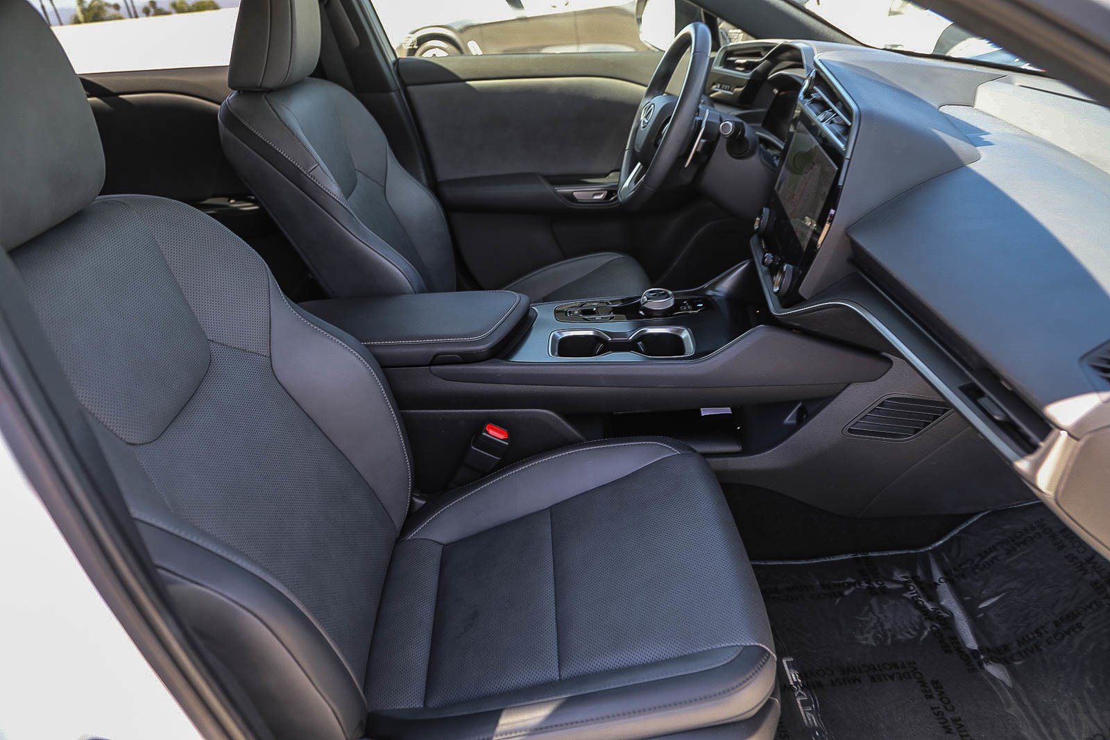 Used 2024 Lexus RZ 300e Premium FWD image 16
