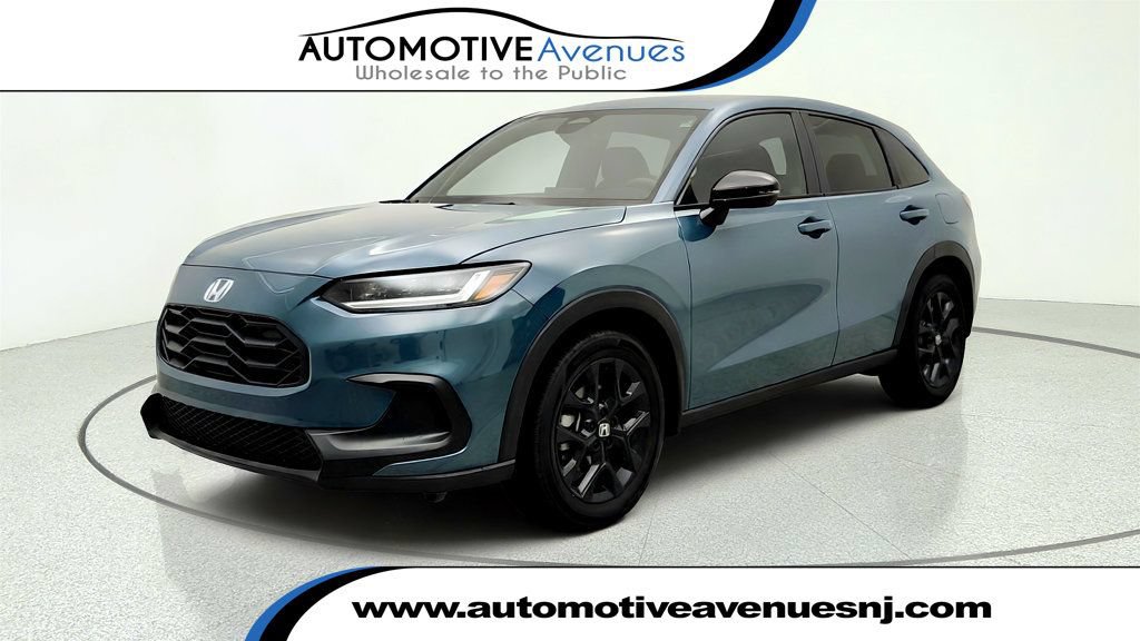 Used 2024 Honda HR-V Sport image 1