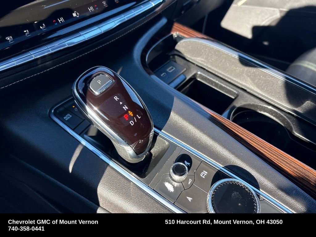 Used 2023 Cadillac Escalade Premium Luxury image 24