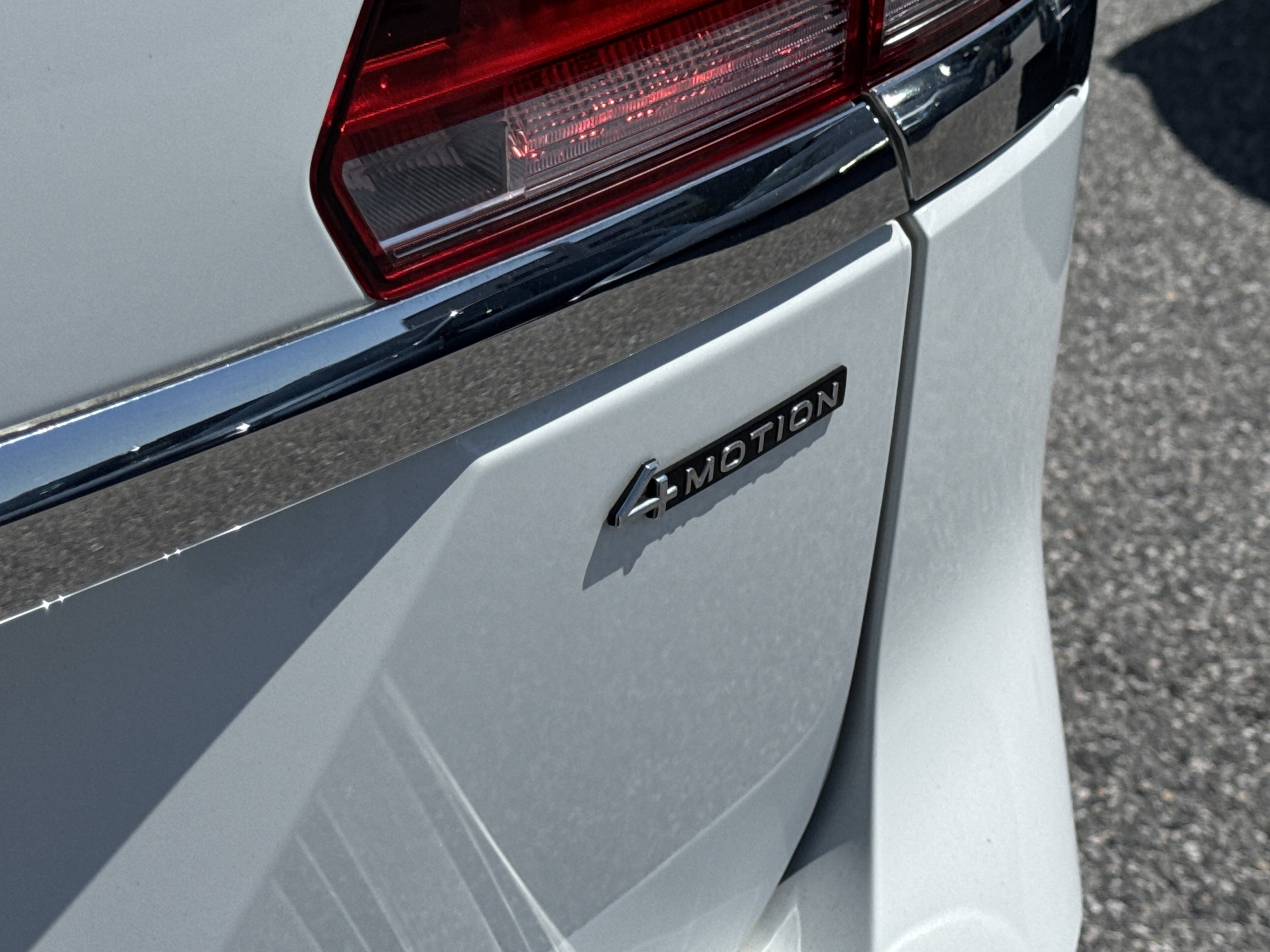 Used 2023 Volkswagen Atlas SE w/ Panoramic Sunroof Package image 33