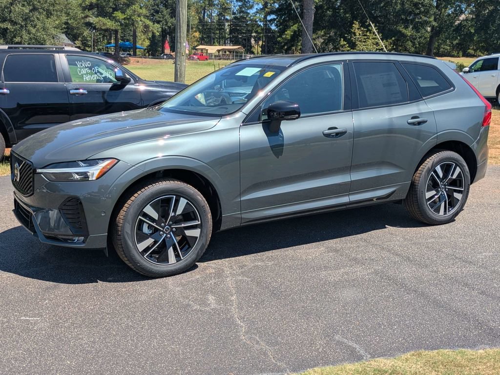 New 2026 Volvo XC60 B5 Plus w/ Protection Package Premier AWD/4WD video 2