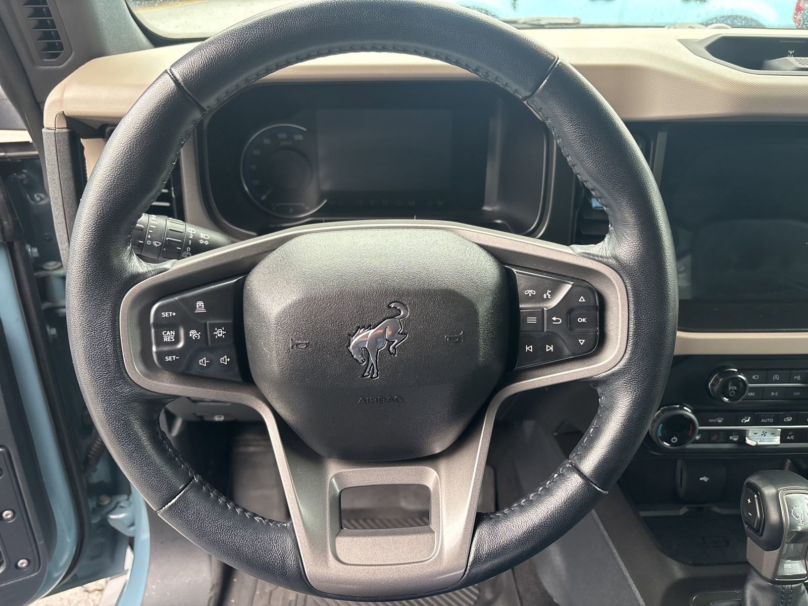 Used 2023 Ford Bronco Wildtrak image 18